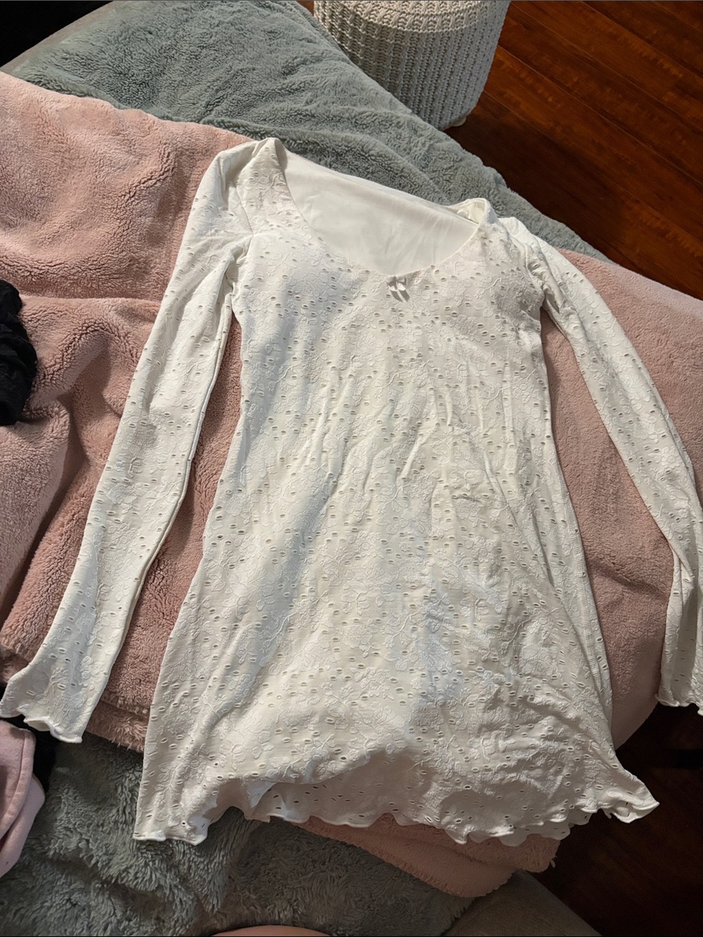 aerie White Eyelet Long-Sleeve Scoop-Neck Dress